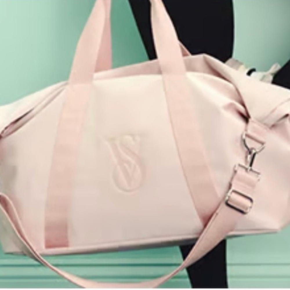 Victoria’s Secret metallic pink duffle bag 2025